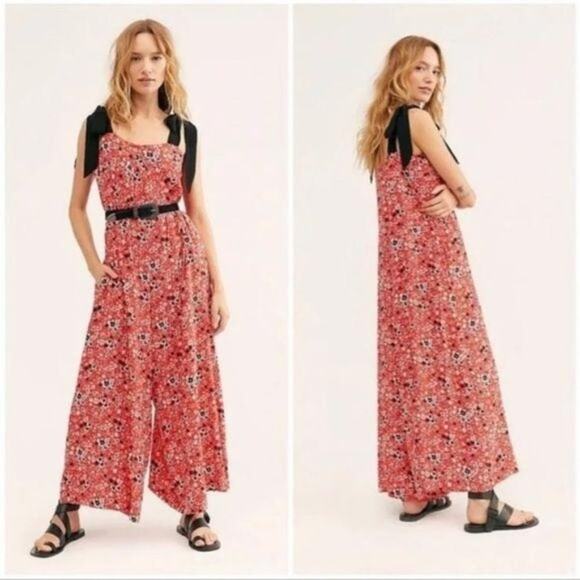 𝅺FREE people Jumpsuit - Picture 1 of 7